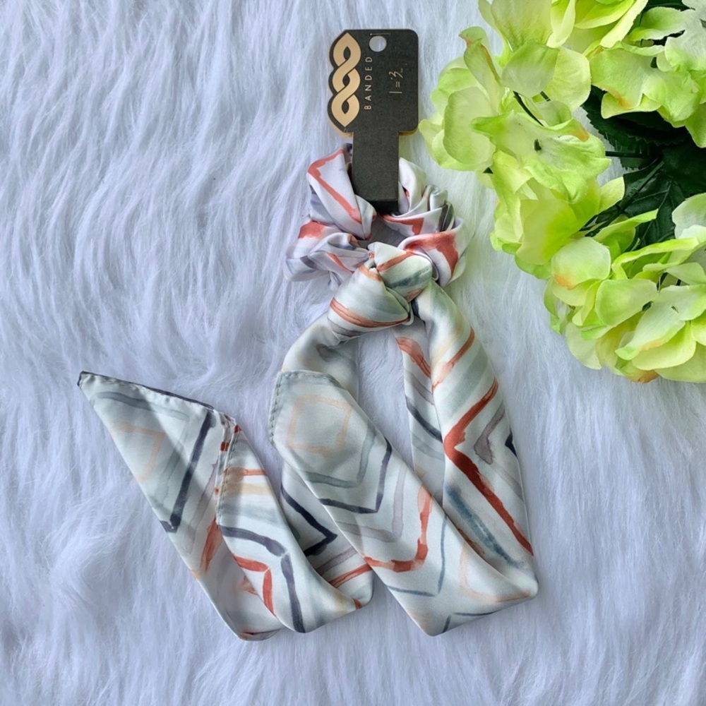 BANDED 1=3 Bandana and scrunchie combo pack - Ancient Petroglyphs NWT